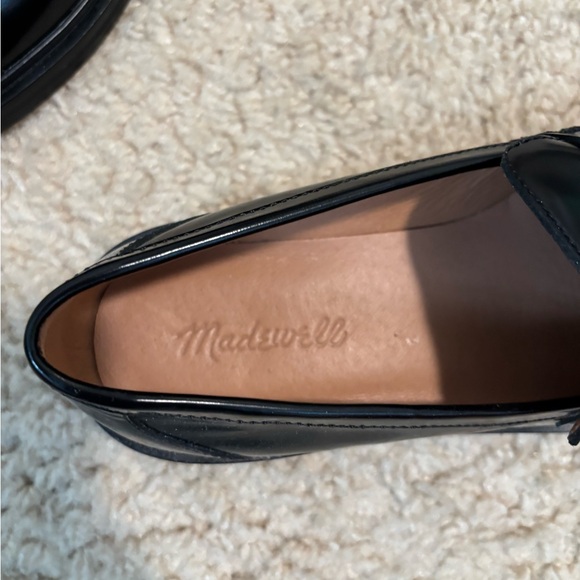 Madewell women’s Black Loafers - Picture 7 of 9